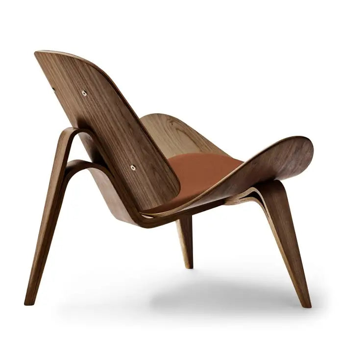 Hans J Wagner - CH07 Shell Chair (Skalstol) Walnut and Cowhide